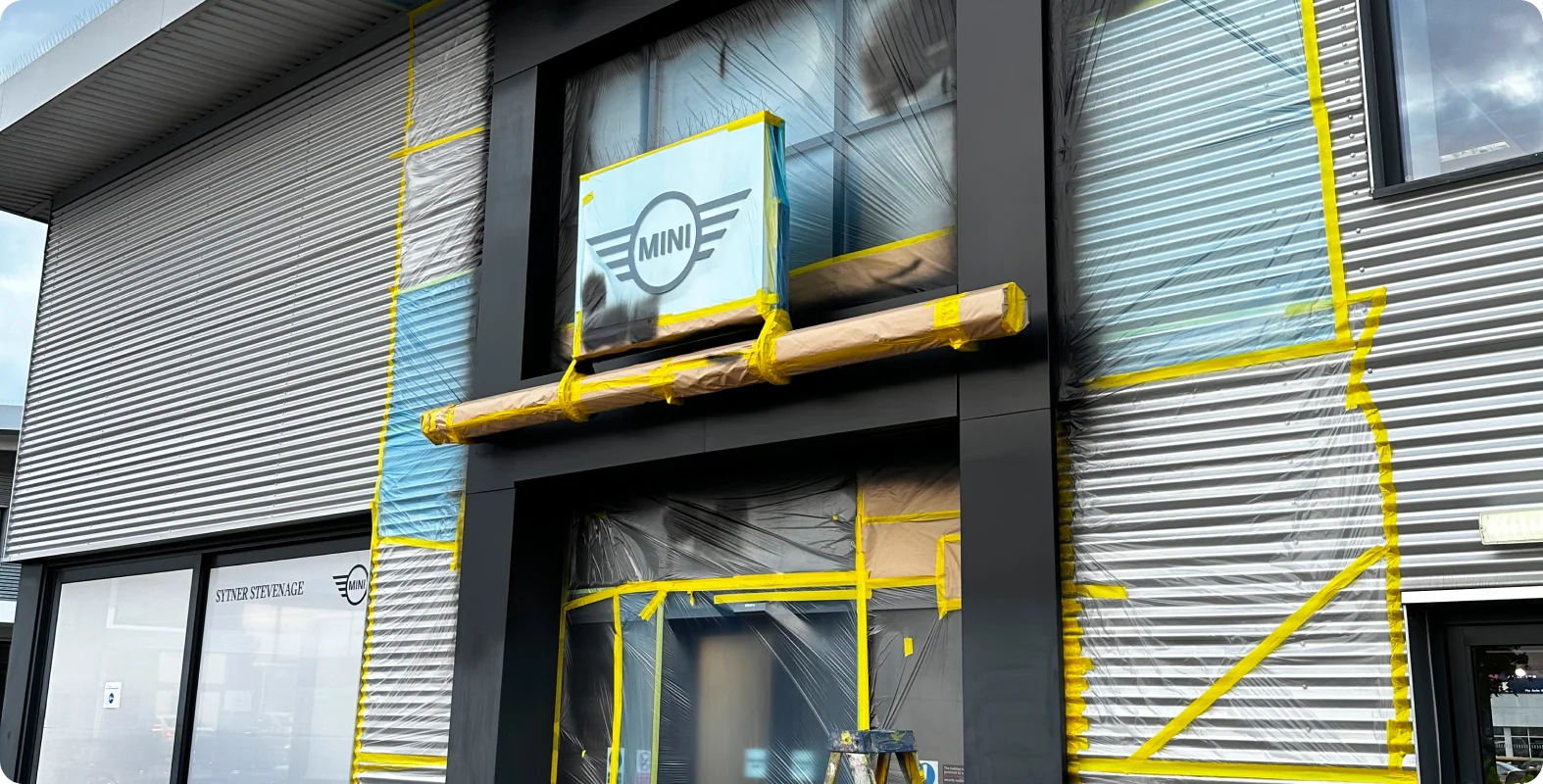 Choose RJ Spray to Shop front spraying